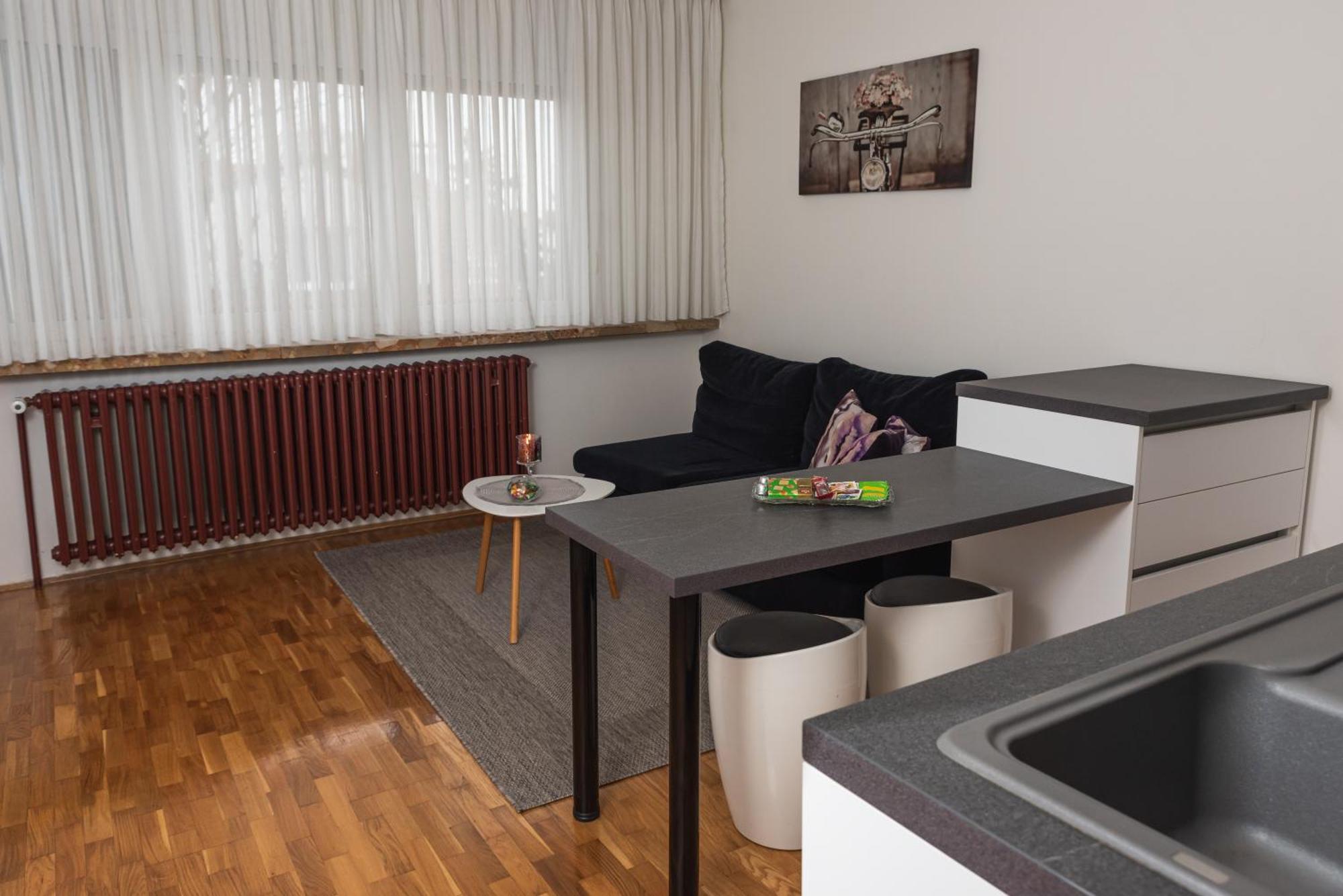 Apartment Check In Zagreb Maksimir-Free Parking Exterior foto
